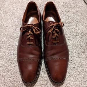 Men's brown Brooks Brothers captoe dress shoe